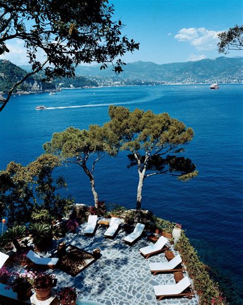 dolce gabbana portofino uomo|dolce and gabbana portofino house.